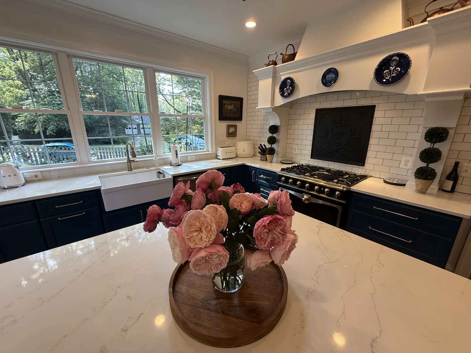 The French Fireback Kitchen island and range wall