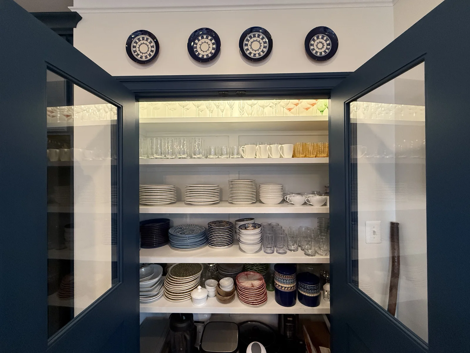 The French Fireback Kitchen pantry with illuminated storage